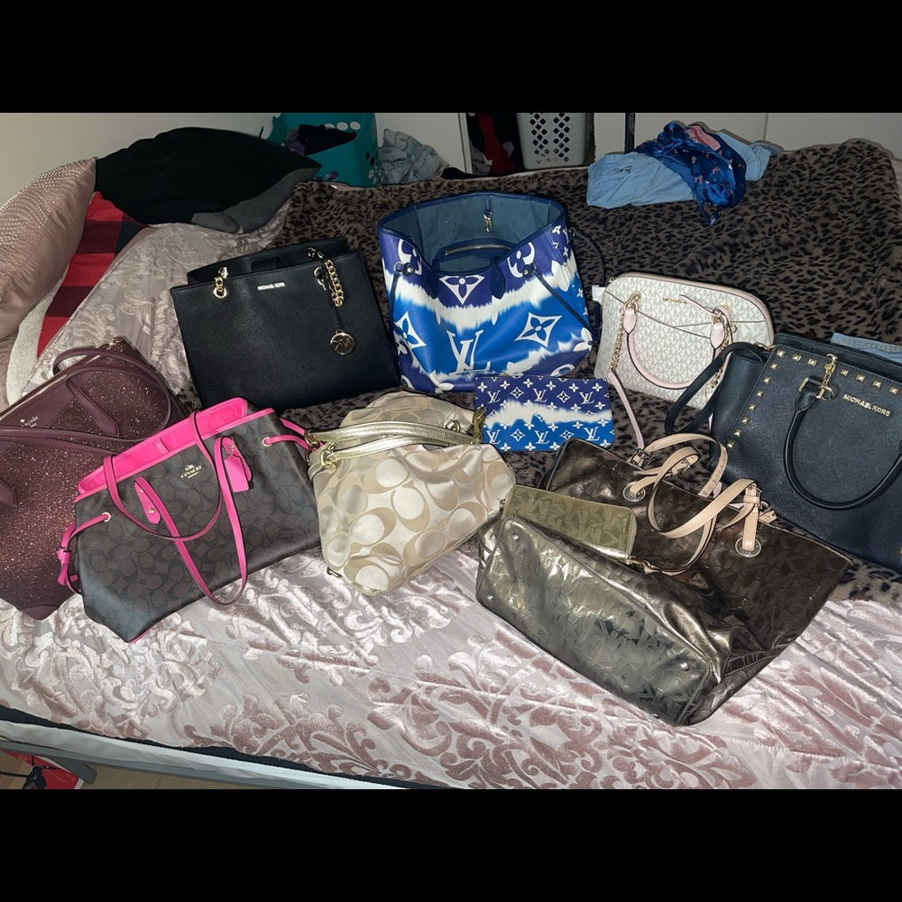 Variety of name brands bags